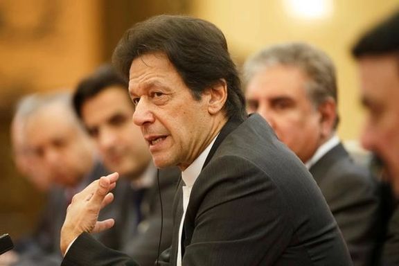 Imran Khan talks with officials of three Arab countries about Afghanistan