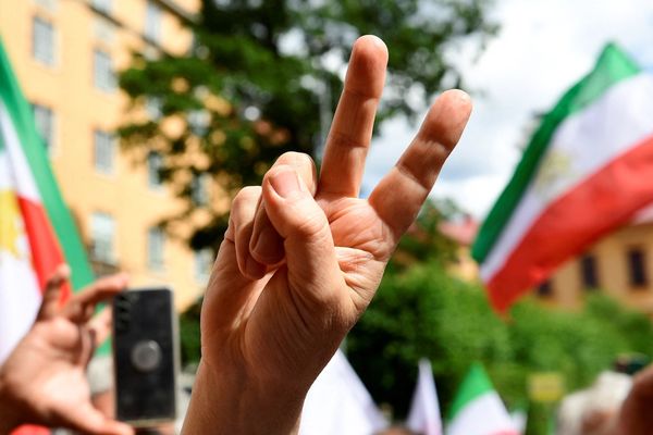 وسائل إعلام عالمية: الحكم بالمؤبد على "حميد نوري" إجراء تاريخي لم يسبق له مثيل