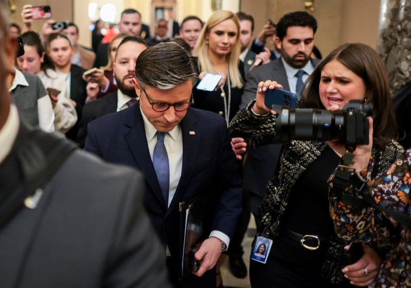 کنگره با تنها یک رای مخالف انتشار اسناد جفری اپستین را تصویب کرد