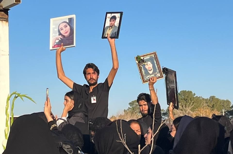 بی‌خبری از وضعیت معترضان در بازداشت؛ خانواده و نزدیکان جاویدنامان دستگیر شدند