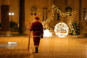 Hundreds Try To Enter Church In Iran To Celebrate Christmas