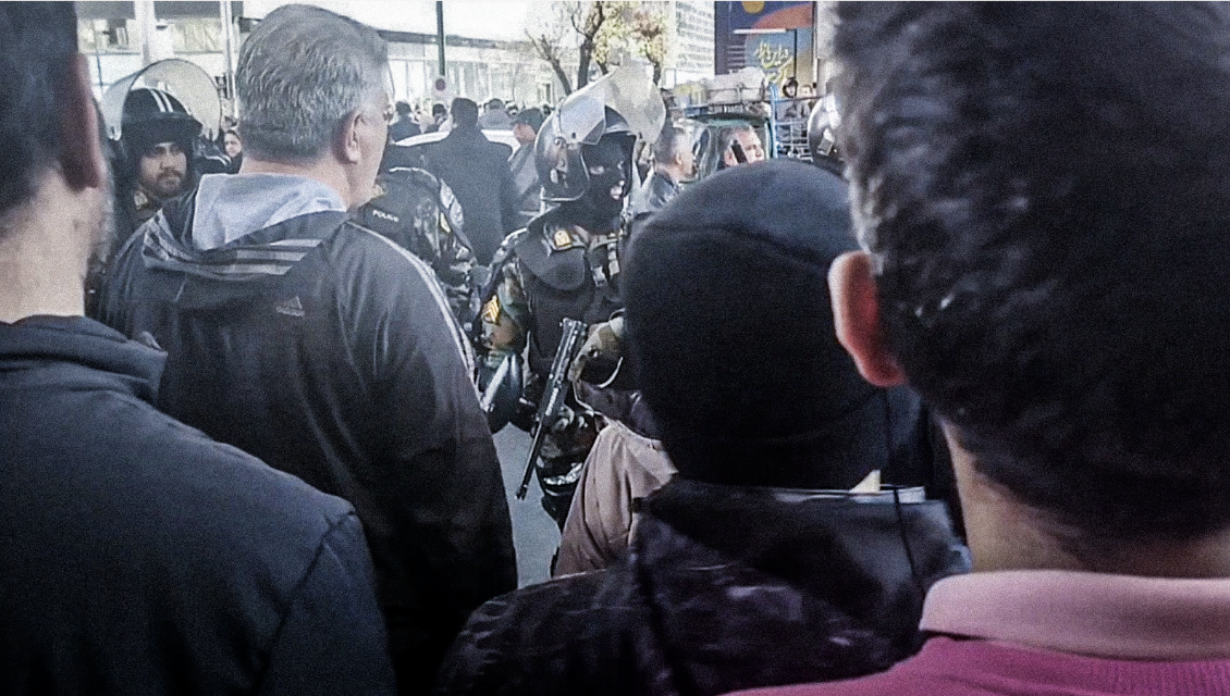 روزنامه زیر نظر نماینده خامنه‌ای: دشمن در کمین است تا از آب گل‌آلود اعتراضات ماهی بگیرد