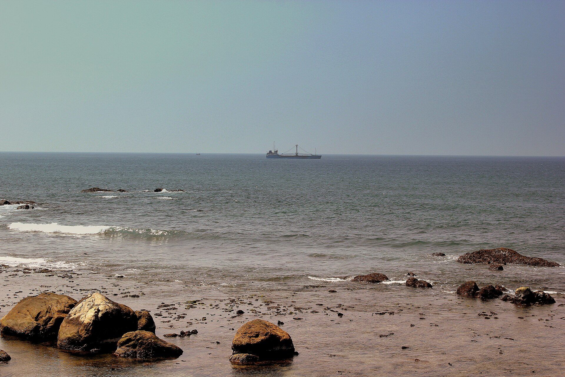تصویر آرشیوی یک کشتی باری در اقیانوس هند؛ این تصویر متعلق به Ocean Winner نیست - عکس: Stephen Mason/Wikimedia Commons