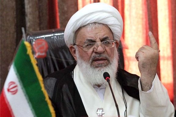 امامجمعه یزد: همه دنیا به دنبال شناخت انقلاب اسلامیاند