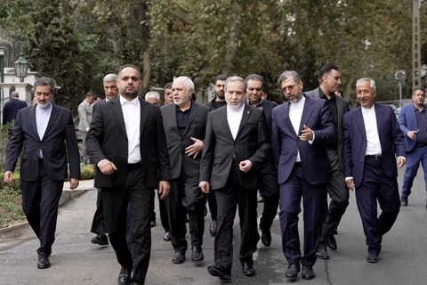 Araghchi says war would not alter Iran policy as Trump raises prospect of strike
