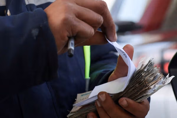 هشدار صندوق بینالمللی پول: تشدید جنگ در خلیج فارس باعث رکود اقتصاد جهانی میشود