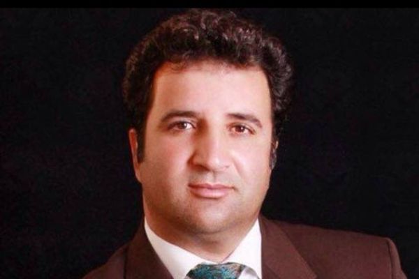 المحامي الإيراني المسجون محمد نجفي: يد خامنئي ملطخة بدماء شباب البلد