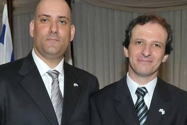 الكشف عن تفاصيل محاولة اغتيال إيران لدبلوماسي إسرائيلي سابق بإسطنبول.. وحكم بسجن 4 متهمين