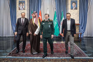 Tehran summit divides Iranian hardliners over Yemen and US talks