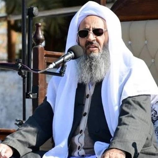 مولوی عبدالحمید در اولین موضع انتقادیاش در سال ۱۴۰۲ خواستار آزادی زندانیان سیاسی شد