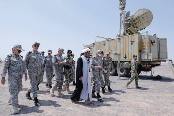 هل تسعى إيران إلى قطع نظام تحديد المواقع العالمي (GPS) لصالح نظام صيني بديل؟