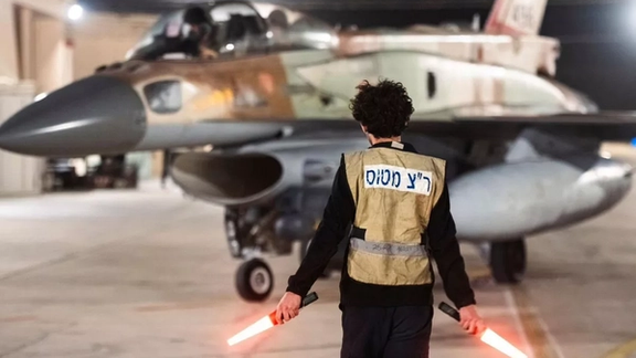 هاآرتص: اسرائیل همچنان در حال بررسی گزینه حمله محدود به ایران است