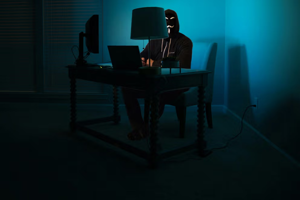 تقرير إسرائيلي: إيران اخترقت هاتف وزيرة العدل السابقة أييليت شاكيد