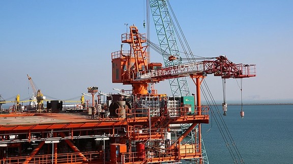 A natural gas platform in the Persian Gulf South Pars fields