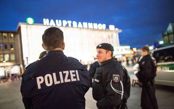 الشرطة الألمانية تعتقل مواطنا إيرانيا بتهمة محاولة الانضمام إلى داعش