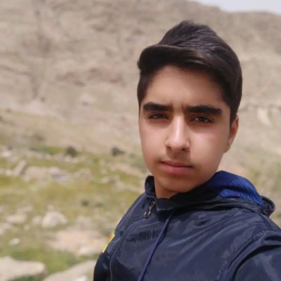 مادر آرتین رحمانی، نوجوان کشتهشده: جمهوری اسلامی میخواهد مرا به سکوت وادارد