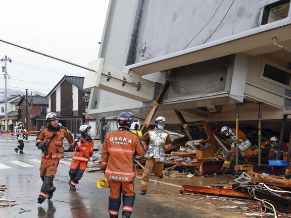کشتههای زلزله مناطق مرکزی ژاپن به ۹۲ نفر رسید و ۲۴۲ نفر مفقود هستند