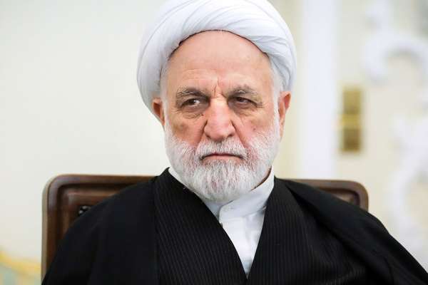 رئيس القضاء الإيراني: سنتخذ الإجراءات اللازمة في حال تورط مسؤولين حكوميين في تهريب الوقود