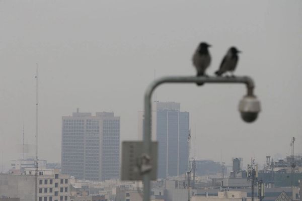 Air pollution sends 170,000 Iranians to hospitals in a week – health official