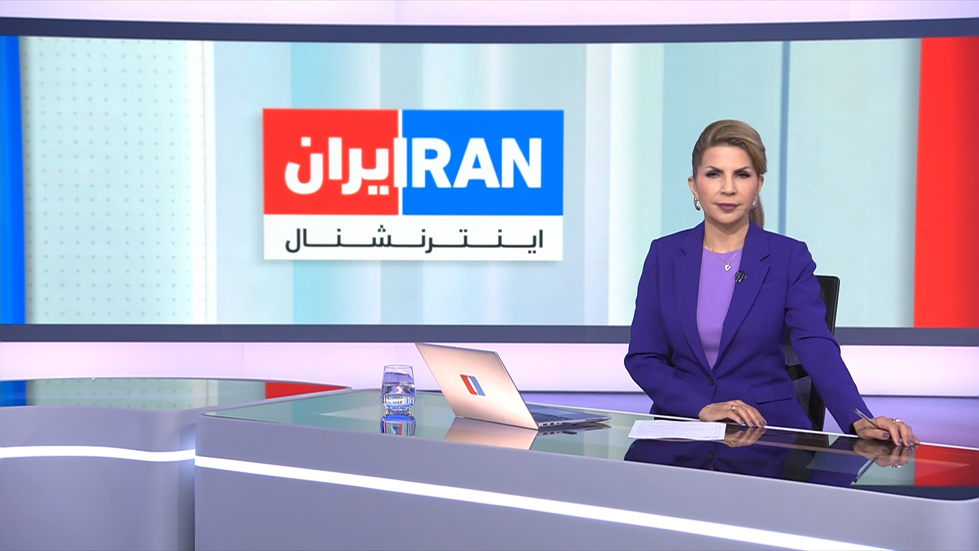 سرخط خبرهای یکشنبه ۷ دی