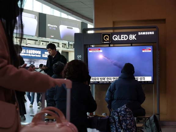 کره شمالی یک موشک بالستیک قارهپیما را به سمت دریای بین شبه جزیره کره و ژاپن شلیک کرد