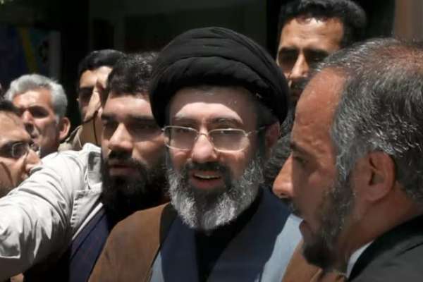 اختصاصی: جلسه خبرگان برای معرفی مجتبی خامنهای با بایکوت دستکم ۱۴ عضو برگزار شد