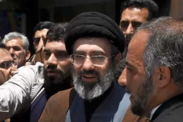 اختصاصی: جلسه خبرگان برای معرفی مجتبی خامنهای با بایکوت دستکم ۱۴ عضو برگزار شد