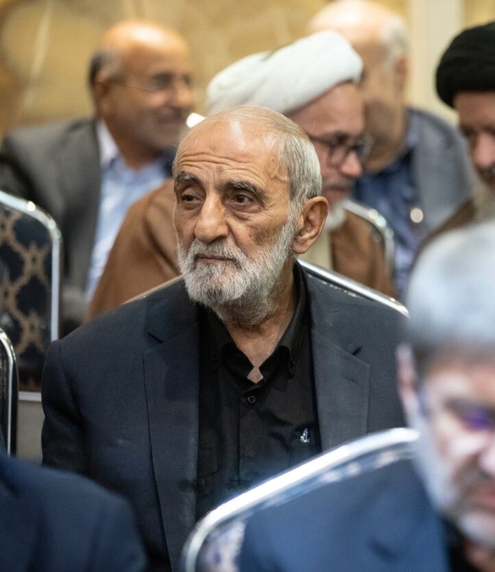 حسین شریعتمداری: باز کردن تنگه هرمز به معنی خلع سلاح جمهوری اسلامی است