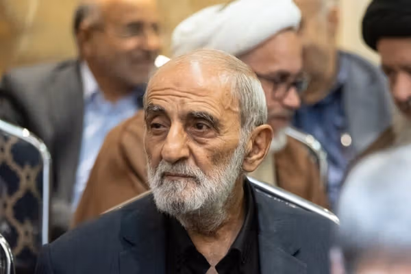 حسین شریعتمداری: باز کردن تنگه هرمز به معنی خلع سلاح جمهوری اسلامی است