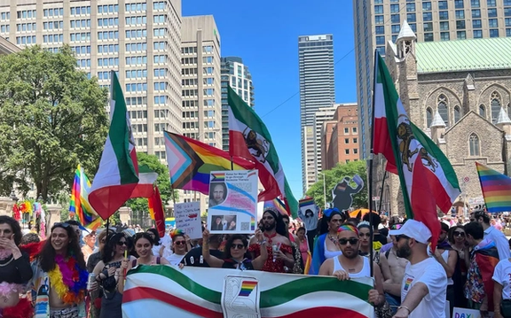 تشکلها و فعالان کوییر: ایرانیان جمهوری اسلامی را با پرچم «زن زندگی آزادی» سرنگون میکنند