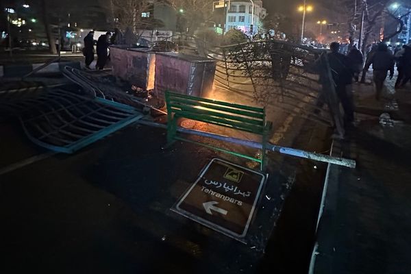 پیام مخاطب: در ماهشهر ماموران سه ساعت ممتد و بیوقفته به مردم شلیک میکردند