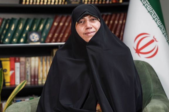 رییس فراکسیون زنان مجلس: هیچگاه از شعار «مرگ بر آمریکا» دست برنمیداریم