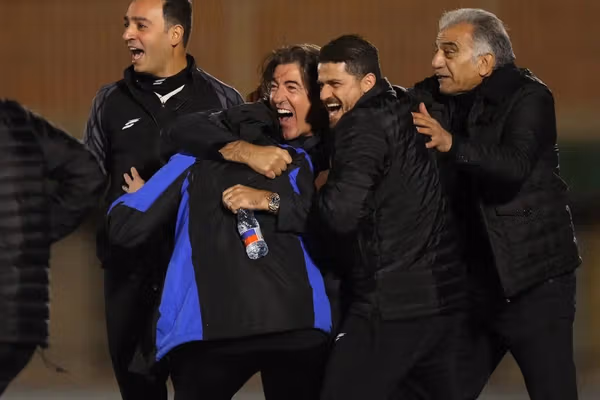 یک عکس و هزار درد؛ آقای وریا غفوری و بیژن طاهری، شما مردود شدید، نه گل دقیقه ۷۲!