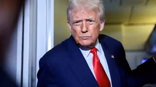 یک ماه از تعطیلی دولت آمریکا گذشت