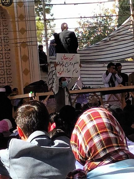 إمام أهل السنة في إيران: فرصة الإصلاح ضاعت.. ولا ينبغي قمع الاحتجاجات بالرصاص