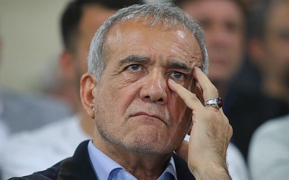 پزشکیان به دانشجویان دانشگاه تهران: من خامنهای را قبول دارم حق ندارید به او توهین کنید