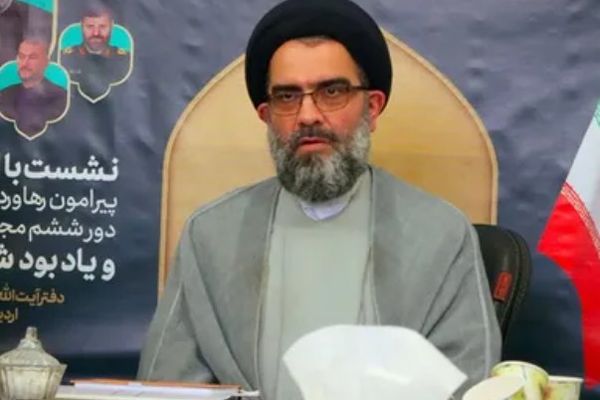 عضو "خبراء القيادة" الإيراني: فريقنا التفاوضي وجه صفعة أخرى للولايات المتحدة
