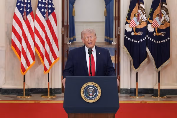 ترامپ: در دو تا سه هفته آینده جمهوری اسلامی را به عصر حجر بازخواهیم گرداند