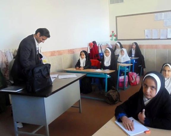 سازمان مدارس غیردولتی: حضور معلم مرد در مدارس دخترانه به غیر از پایه دوازدهم ممنوع است