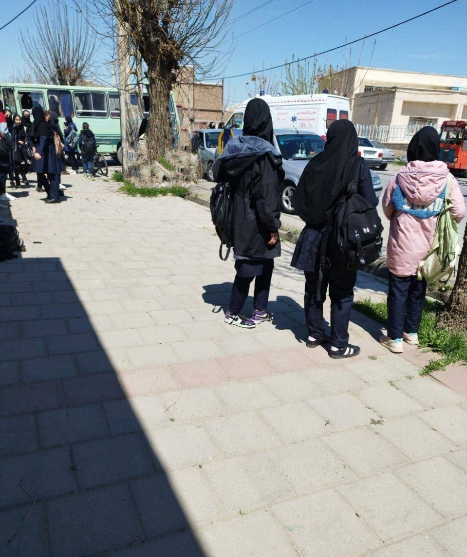 Chemical Attacks On Schoolgirls Resume In Iran | Iran International