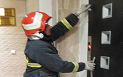 آتشنشانی سنندج با اشاره به قطع برق: در سهماه اخیر ۱۱۱ فرد محبوس در آسانسور را نجات دادیم