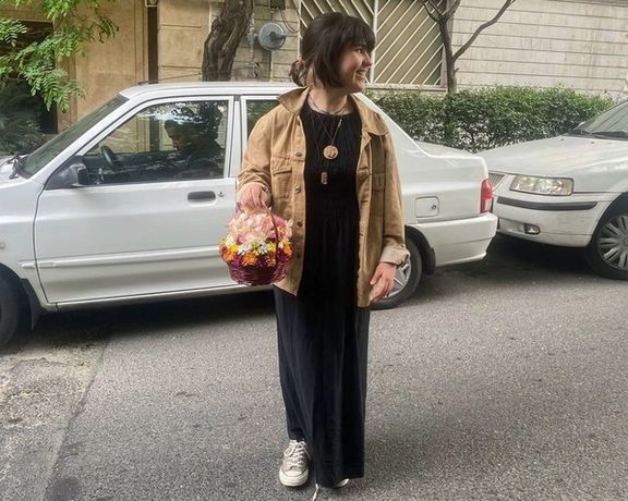 دینا قالیباف، روزنامهنگار و زن مخالف حجاب اجباری پس از آزادی از زندان