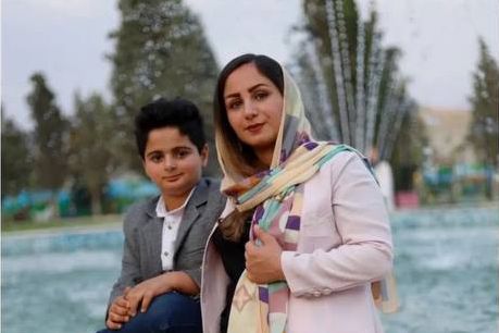 ادامه فشارها و احکام سنگین علیه معترضان؛ مادر کیان پیرفلک از کار در مدرسه تعلیق شد