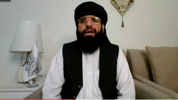 سخنگوی طالبان در مصاحبه با سیانان: تعجب میکنم که چرا مردم افغانستان وحشت کردهاند