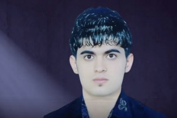 هرانا: مختار آلبوشوکه همچنان در سلول انفرادی زندان اراک نگهداری میشود
