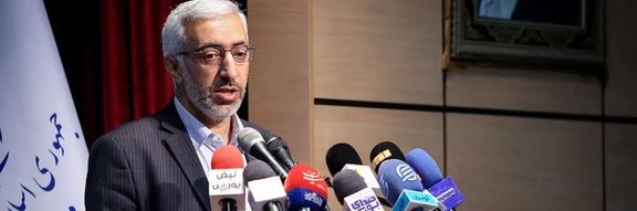 Head of Iran's stock exchange resigns amid loan scandal