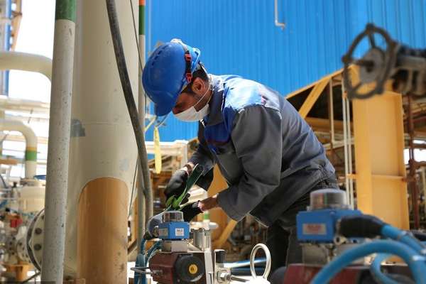 Iran Exports Gasoline For As Low As An Incredible 2 Cents A Liter