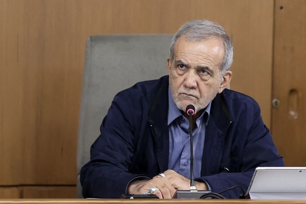 پزشکیان: شکی نیست که بنزین را باید گران کرد