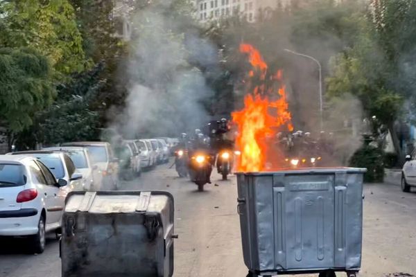 وزارة الخارجية الأمريكية: الإيرانيون يستحقون نظام يحترم حقوقهم