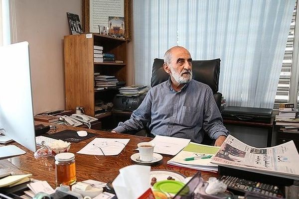 رغم حكم قضائي بردها.. صحيفة المرشد الإيراني ترفض التخلي عن مليون متر مربع من أراضي الدولة